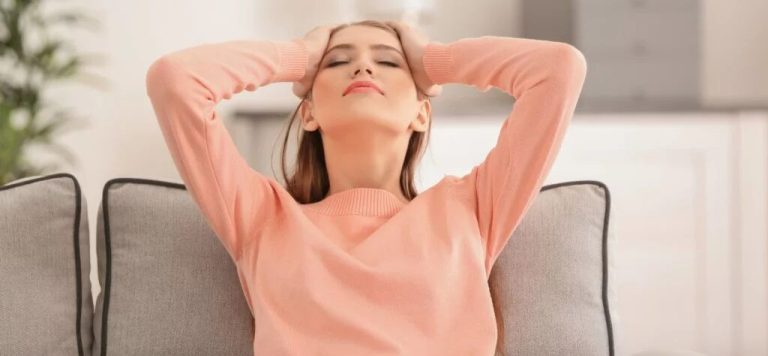 Stress und Menstruationszyklus: Kann Stress Ihre Periode verspäten?