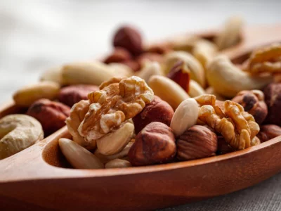 Tree Nut Allergy: List of Allergens, Common Symptoms, and Treatment Options